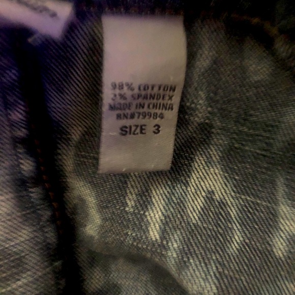 Chico’s Platinum jean shirt/ jacket - Picture 4 of 4